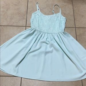 H&M lacy dress - pale green